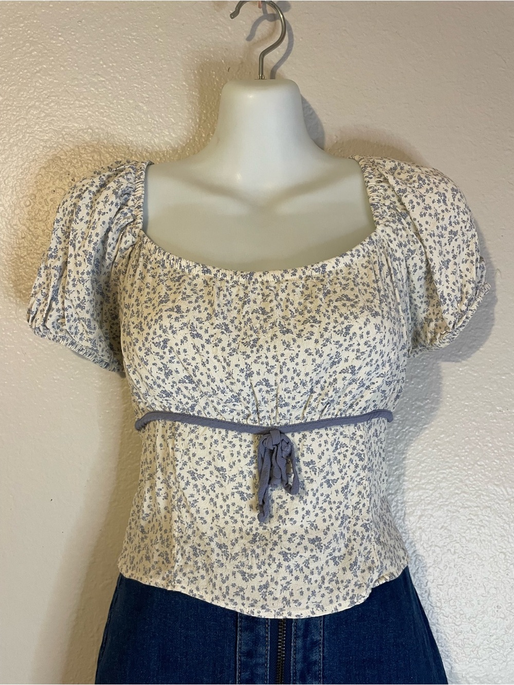 Sienna Sky Cream Milkmaid Crop Blue Floral Print